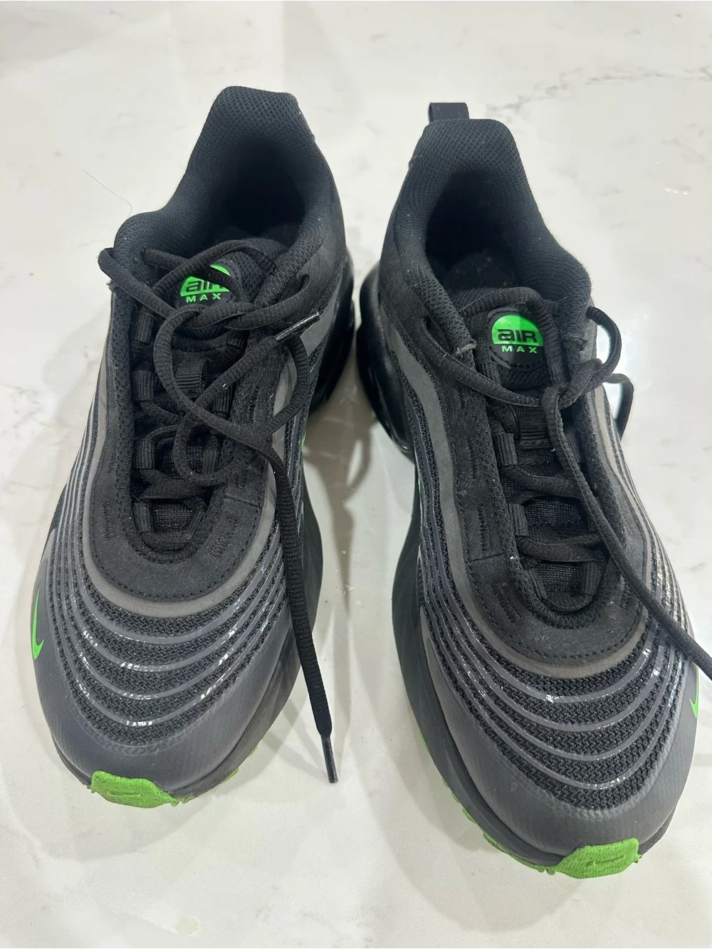Nike Men’s Black Sneakers with Neon Green Swoosh
